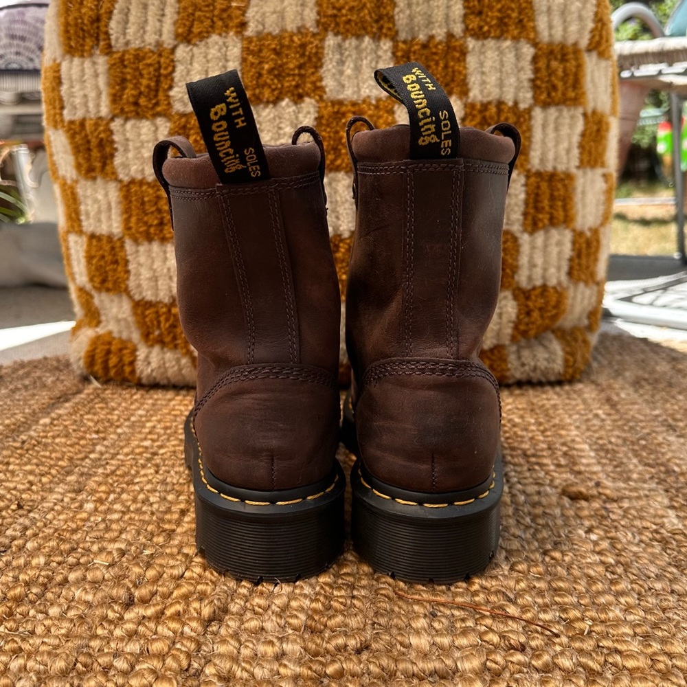 Dr. Martens Brown Leather Chelsea Pull-On Boots | Anistone Lo - Picture 4 of 7